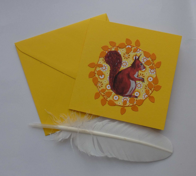 Le ravissant écureuil d&#039;automne