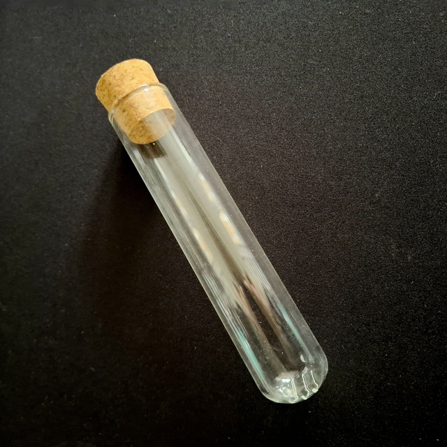 Glazen theefilter met kurk (diameter 3cm, lengte 17,5cm)