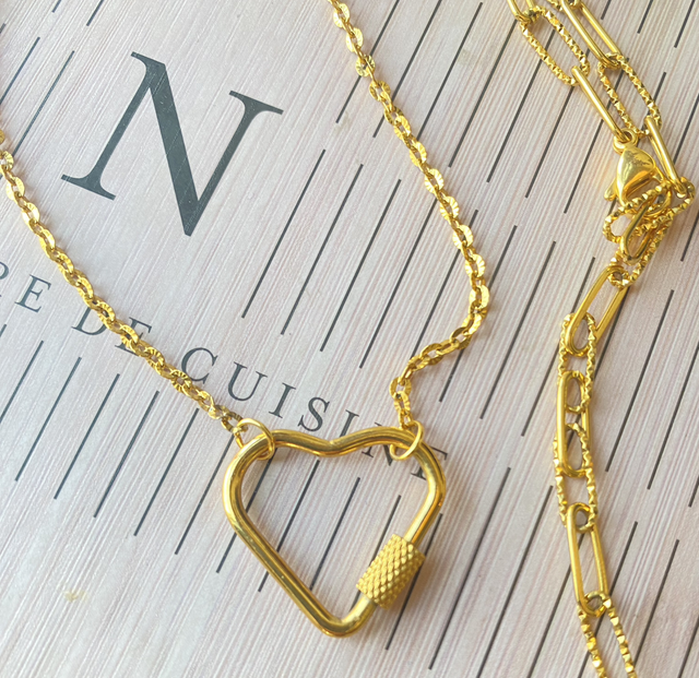 COLLIER CLARA