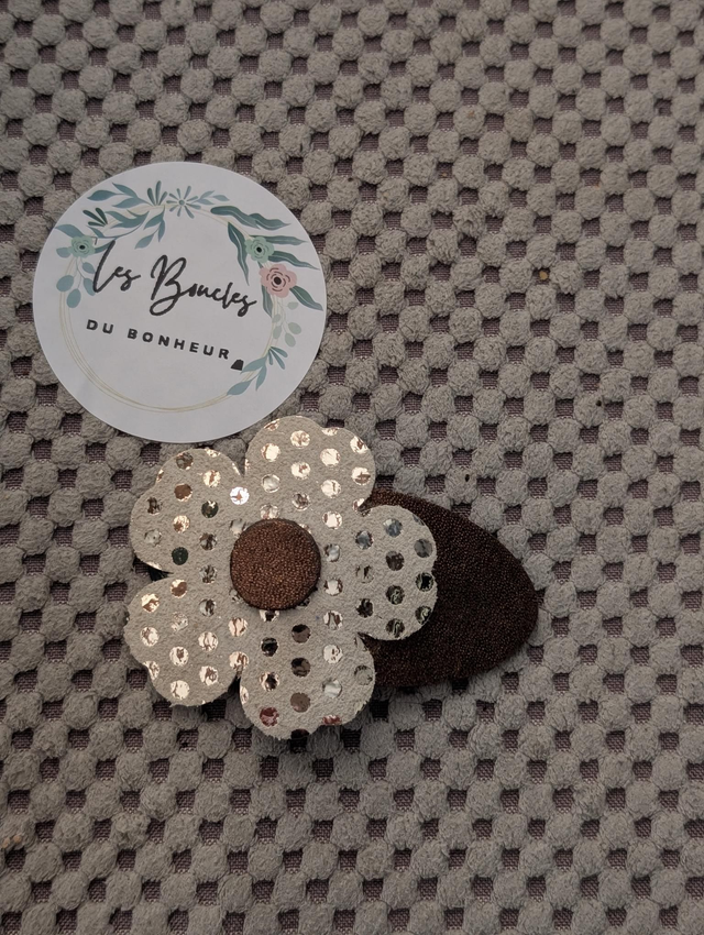 Barrette marguerite 
