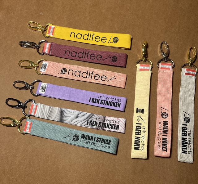 Schlüsselanhänger „Handarbeiten“ 