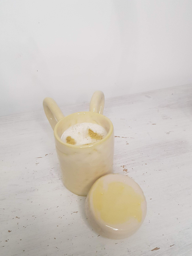 Bougie collection Neige éternelle (modèle tasse blanc et jaune)