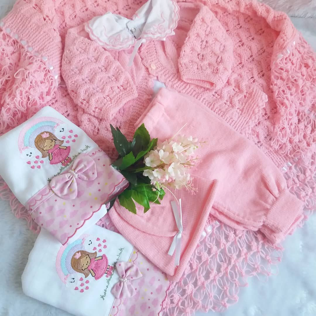 Saída  maternidade  Rosa artesanal