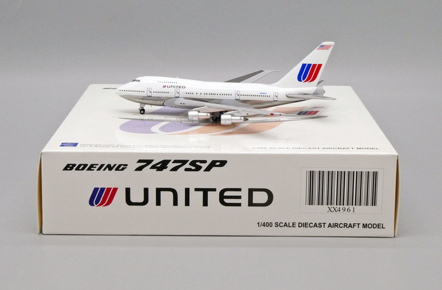 1/400 Boeing 747SP United white livery
