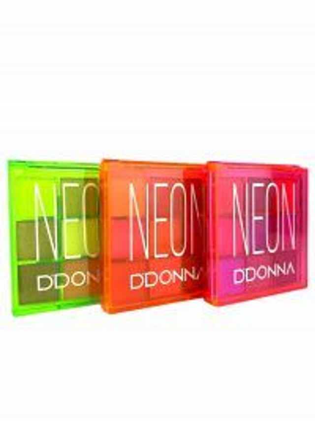 Palette Néon avec 9 ombres à paupières ultra pigmentées D'donna.