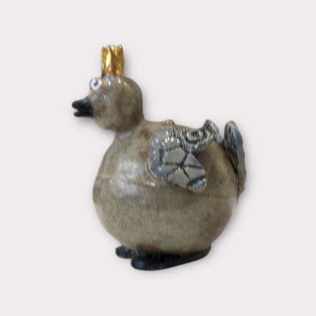 Høne m. Krone, sand - Helle Bornæs 