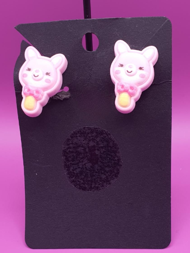 Clip Ons Pink Llama