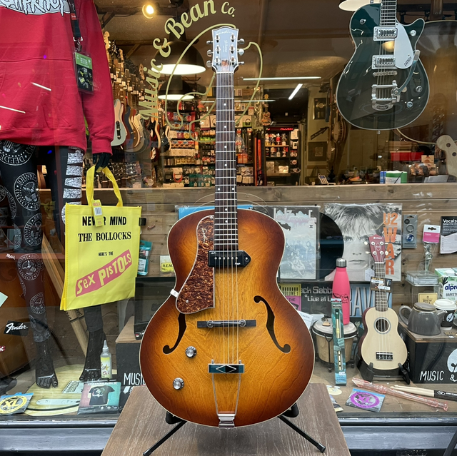 Godin 5th Avenue Kingpin Left Handed - Pre owned 