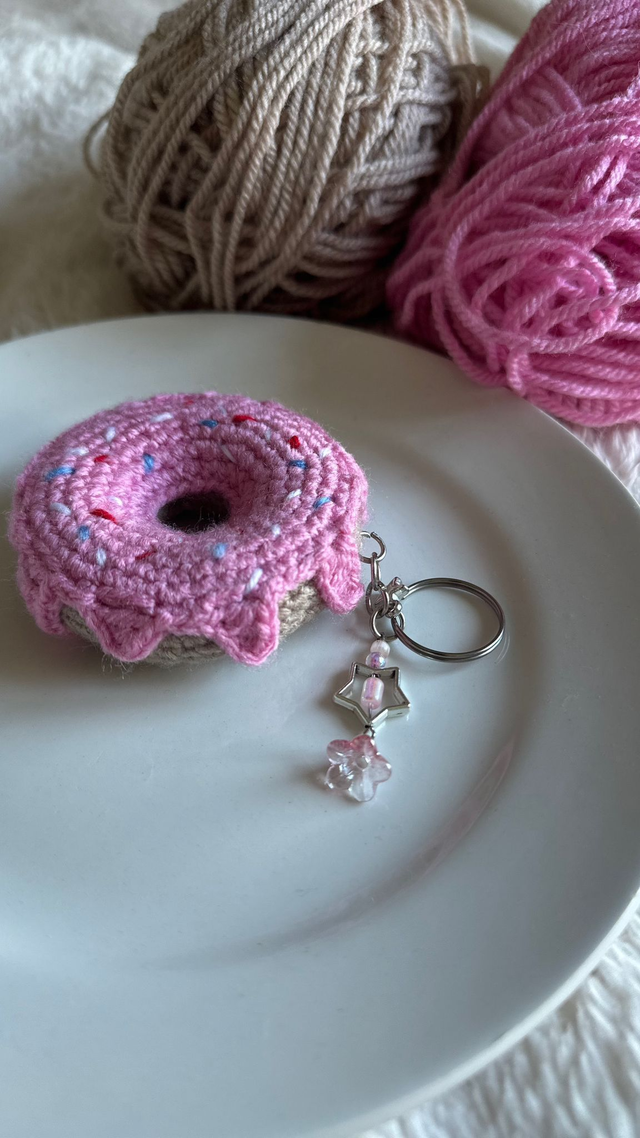 Bijoux de sac - Porte-clés Donut fraise au crochet