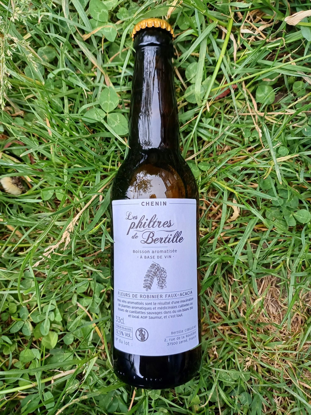 Vin blanc aux fleurs d'acacia 33cl