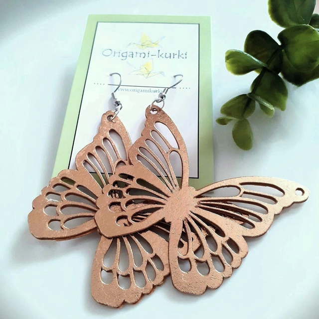 Perhonen, roikkuva (ruusukulta).