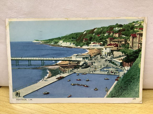 Ventnor. Isle of Wight, G. Dean & Co. Ltd The Bay Series Posted 1958 vintage postcard. Our Ref No. R792 £2.50