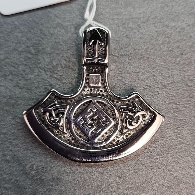 Pendentif Marteau 