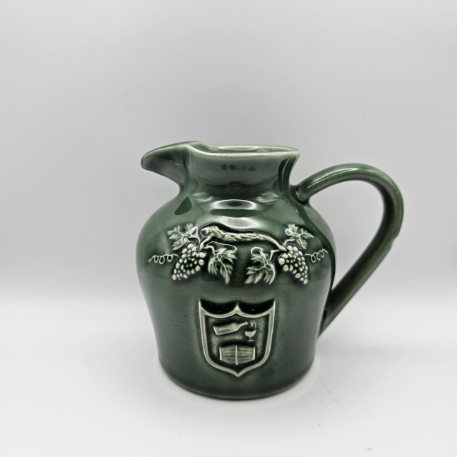 Pichet blason Revol France 