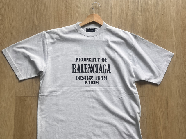 Balenciaga t-shirt size L NEW