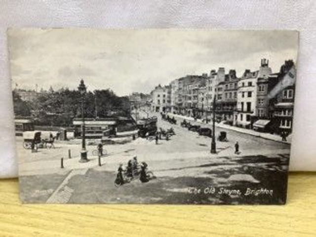 Brighton, The Old Steyne, Sussex, Posted 1914 Valentine's Series Postcard. Our Ref no R77 £2.50