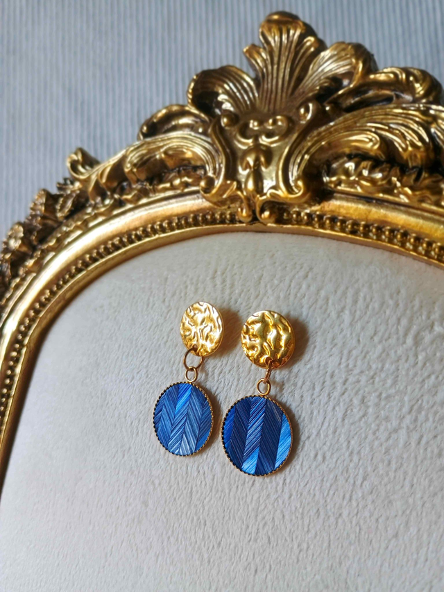 Boucles d'oreilles MARTELÉE Chevron bleu marine
