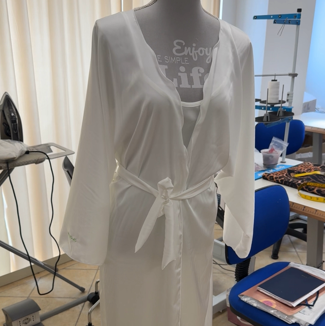 Set sposa (vestaglia + sottanina)