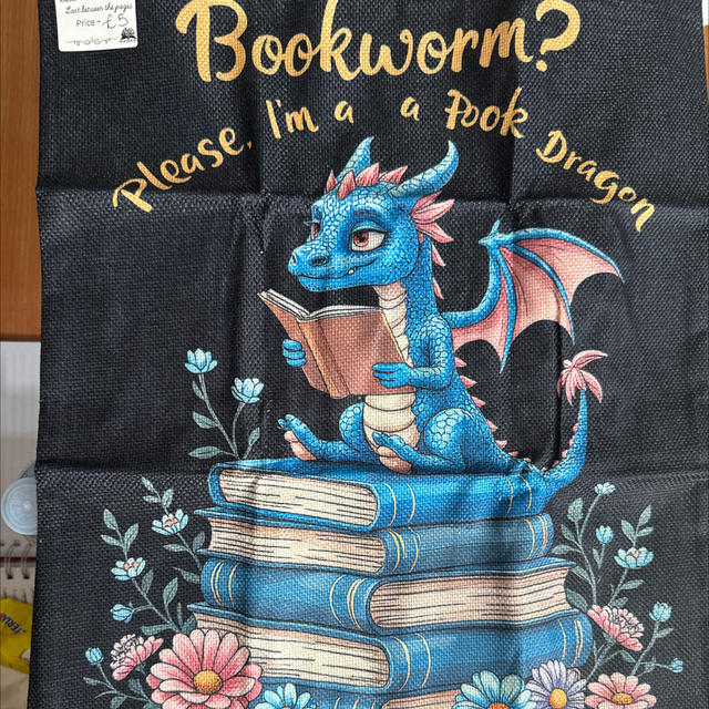 Book worm dragon tote bag 