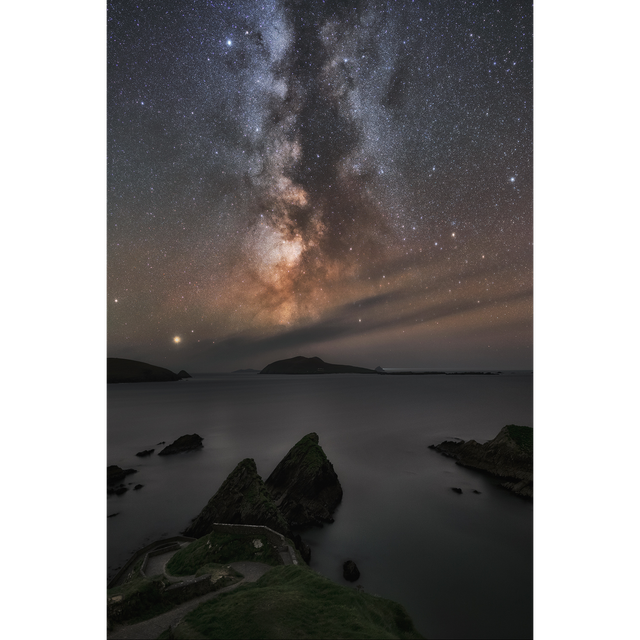 Dunquin Pier - Cé Dhún Chaoin & Milky Way