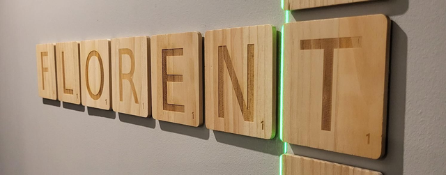 Lettre scrable 10cm x 10cm