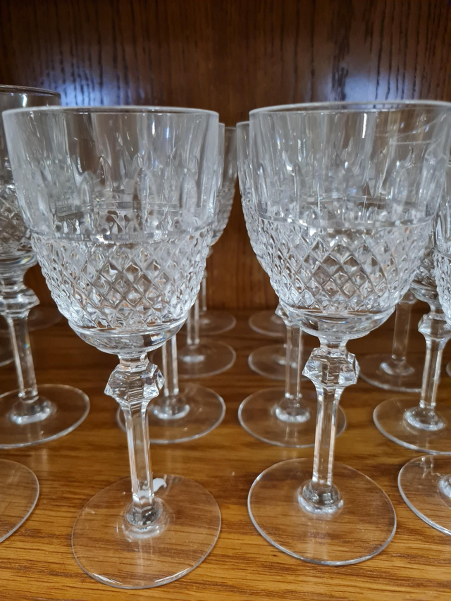 8 verres cristal de Lorraine ( H 17.5 Diam 7)