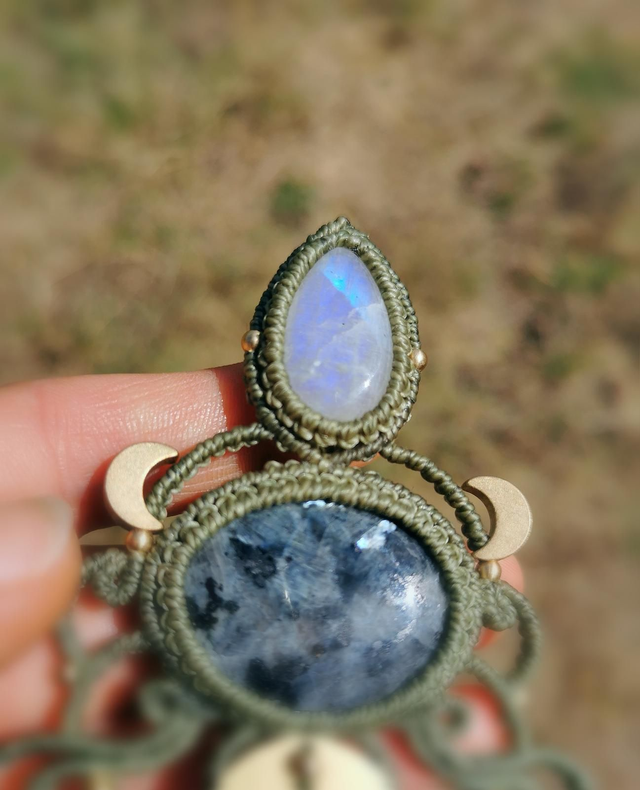Collier lunaire ~ Larvikite & Labradorite blanche