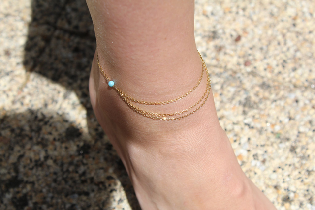 CHEVILLERE TRIPLE CHAINE DORÉ