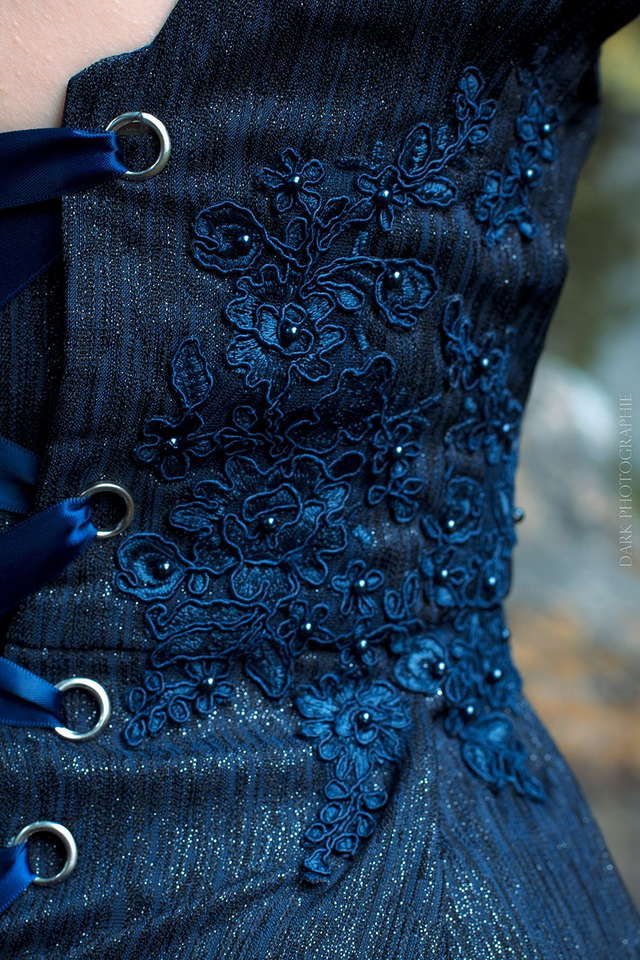 Robe de Soirée Longue Bleu Nuit à Paillettes – Prototype