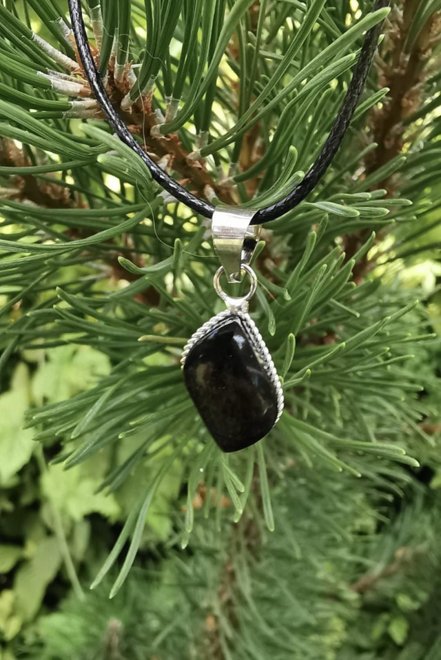 Pendentif Obsidienne dorée 