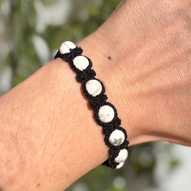 Howlite 