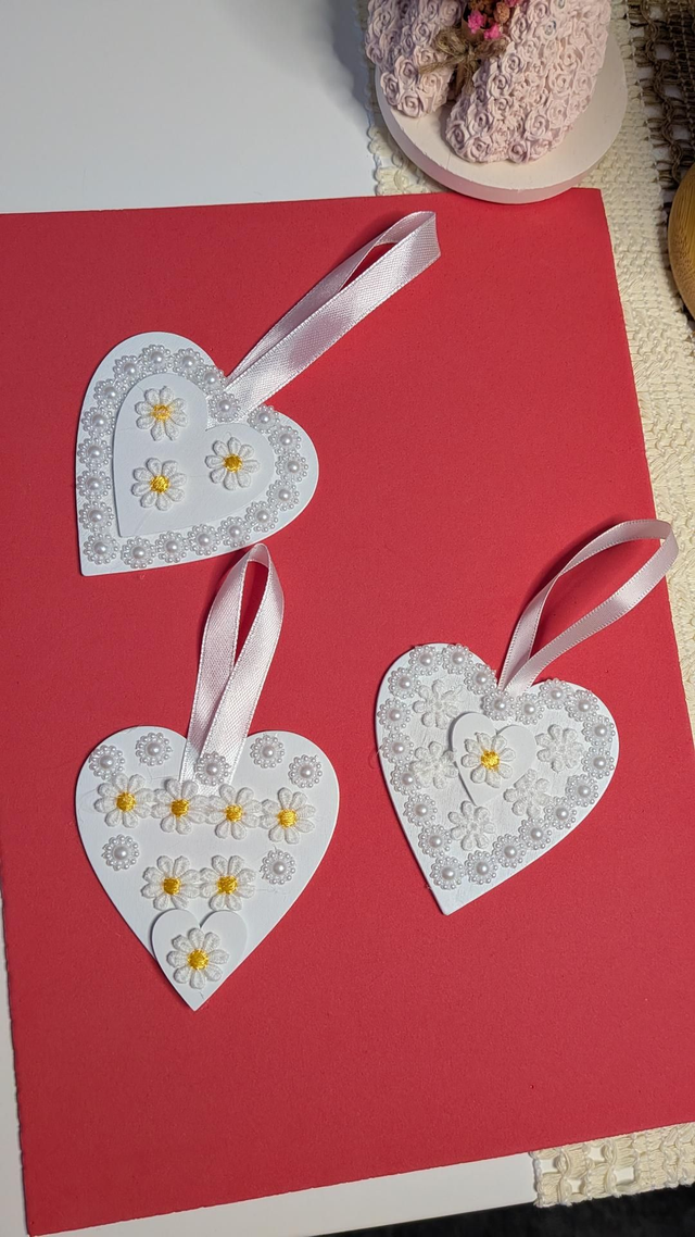 Wooden hanging ornaments 