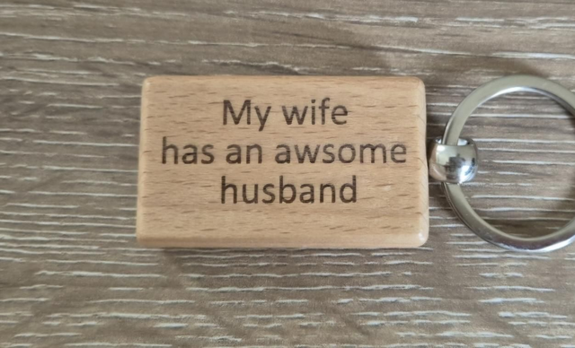 Wife/Awsome Husband Keyring  