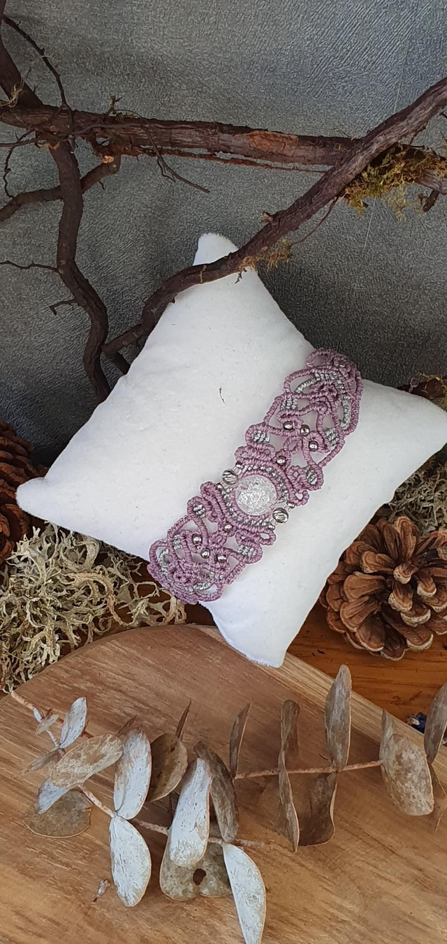 Bracelet micro macramé lilas 