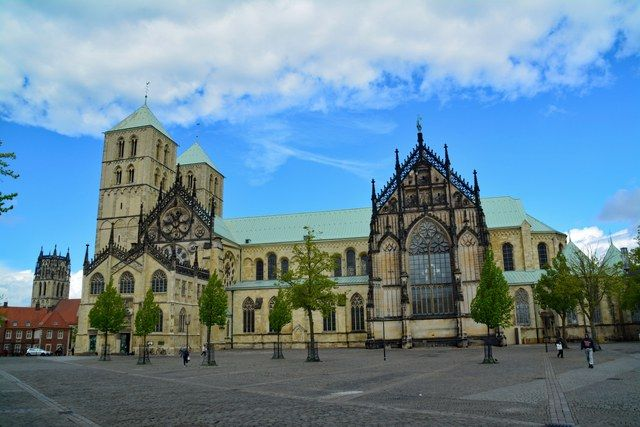 Dom am Domplatz