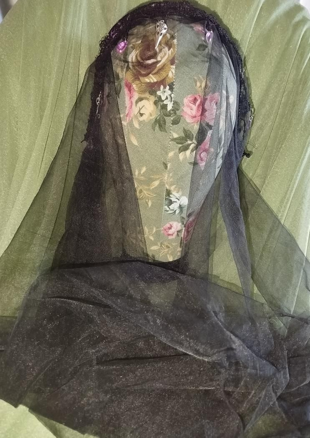 Serre tête noces funèbres 