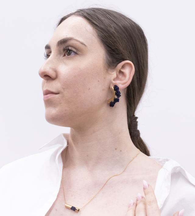 Brincos Cruvos 4 flores AGP02C001