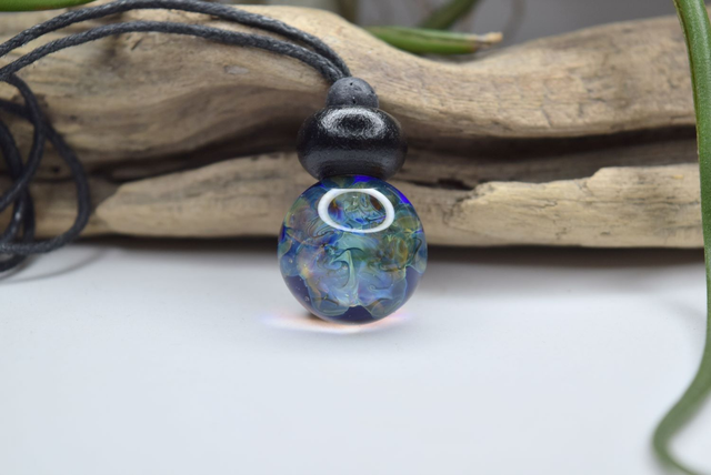 PENDENTIF NÉBULEUSE HOMME N°7