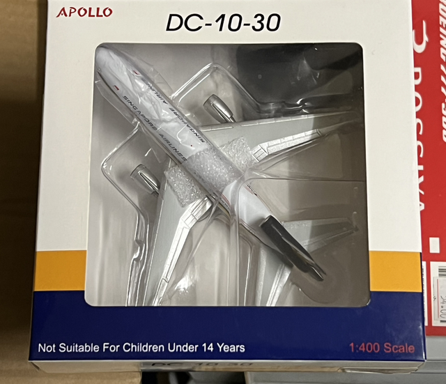 1:400 Singapore Airlines "California" DC-10-30 9V-SDF Witty Wings