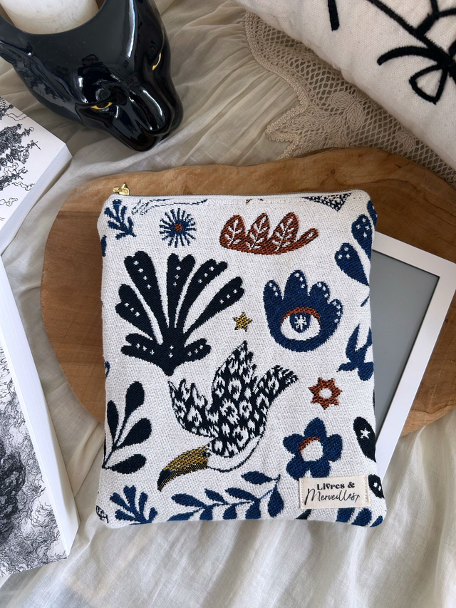 Pochette à liseuse en jacquard Gaïa - bleue