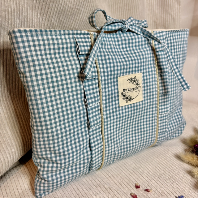 Pochette à livre broché vichy bleu céladon