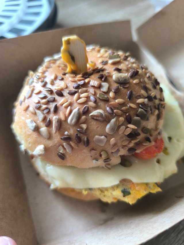 Menu burger salade verte burger fromage blanc müesli 