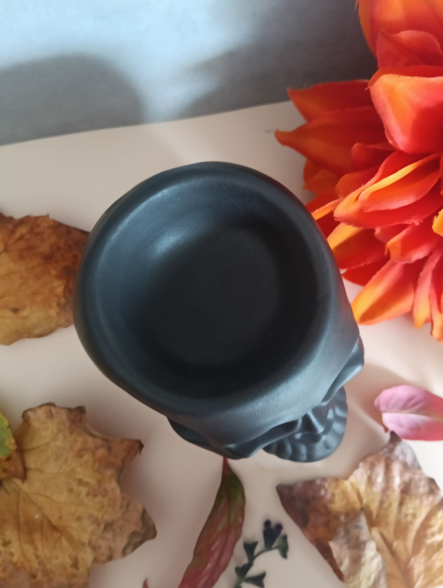 Brûleur à parfum – Crâne Noir
