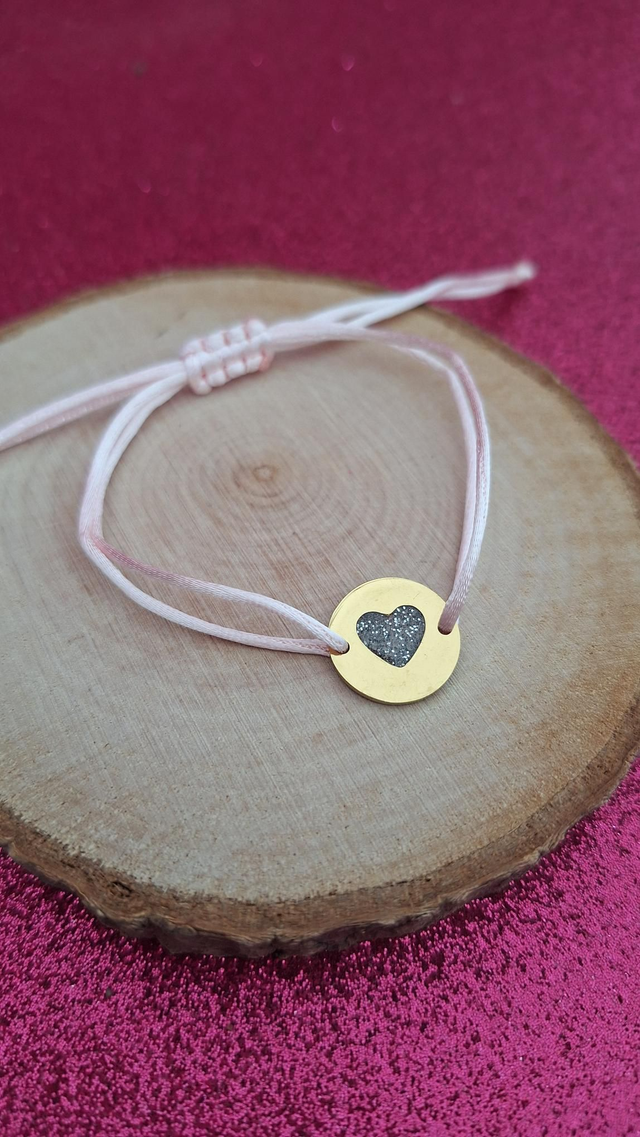 Bracelet cordon rose pale cœur paillettes noires blanches dorées 