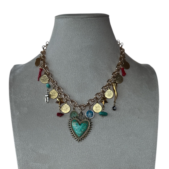 Collana multi charms con cuore spinato 25NM-53