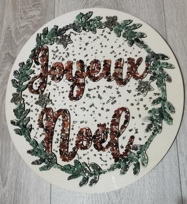 Déco murale Joyeux Noël Rubis zoïsite, Pyrite, Grenat, Jaspe rouge, Agate Rouge