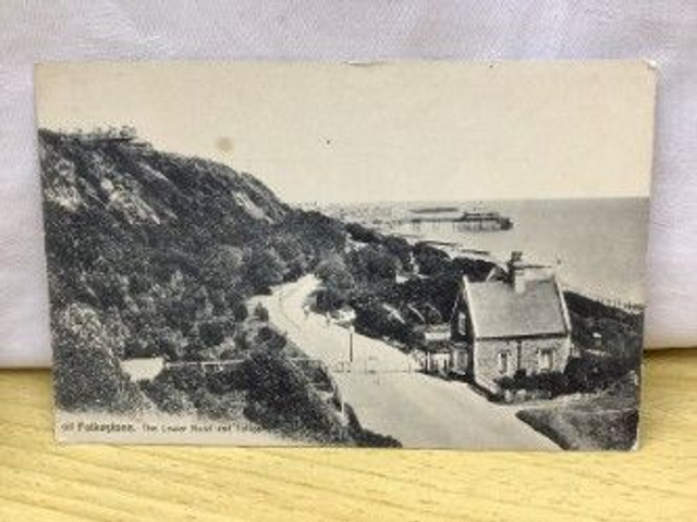 Folkestone, The Lower Road and Tollgate, Kent, Posted 1911 Victoria Series Postcard. Our Ref No. R187 £2.50