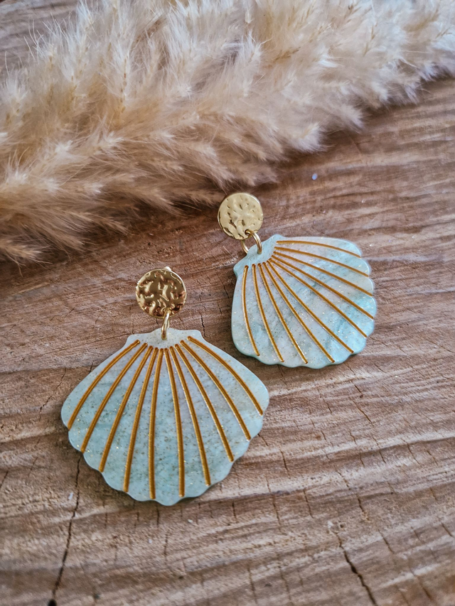 Boucles d'oreilles "Coquilles nacrées" - Modèle doré et vert d'eau 