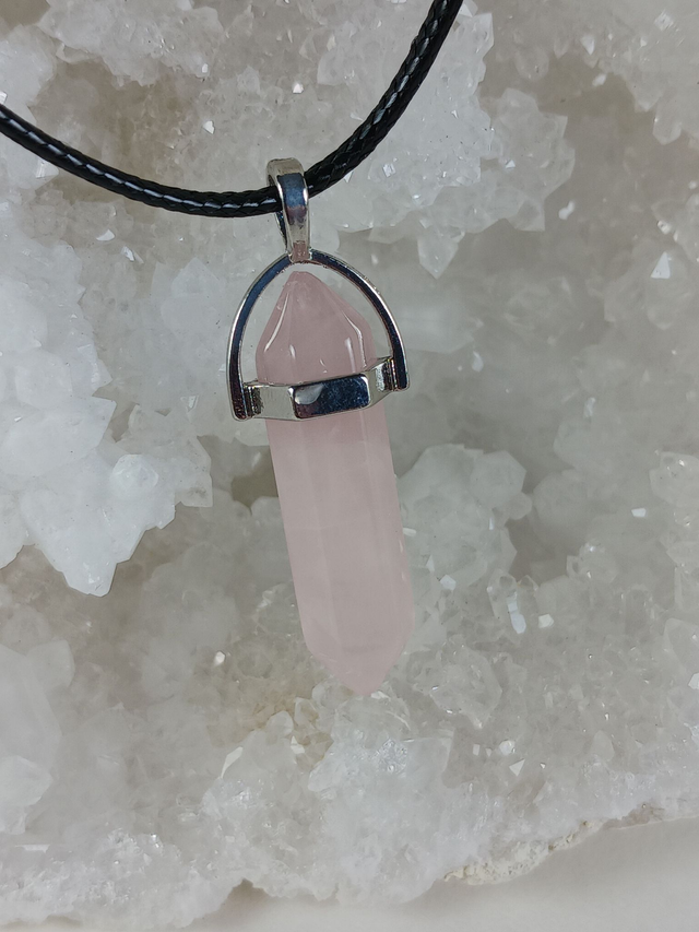 Collection Prisme : quartz rose + collier - pièce 16 -