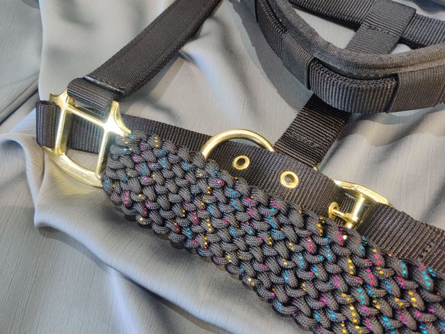 Stock: Headcollar - Cob, Black, Conquistador